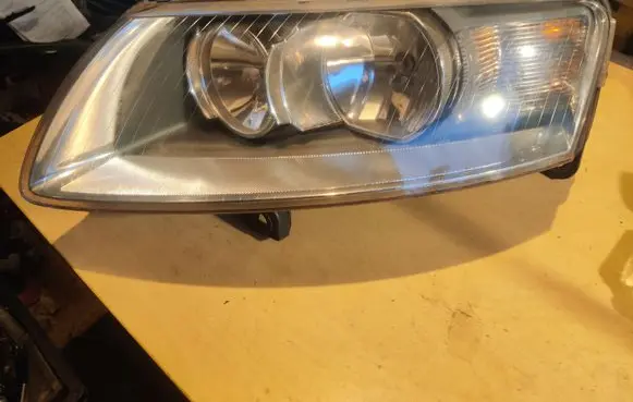 Audi A6 S6 C6 4F Headlight/headlamp 4F0941003C