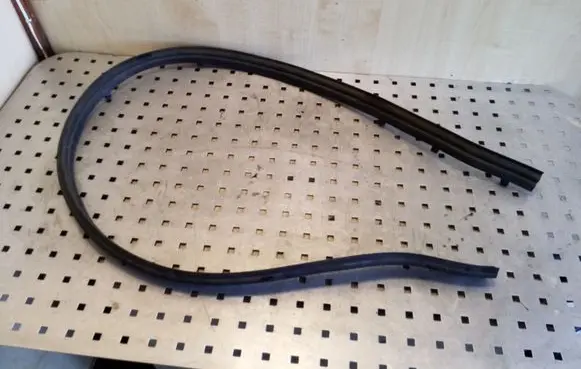 Volkswagen Crafter Engine compartment rubber 