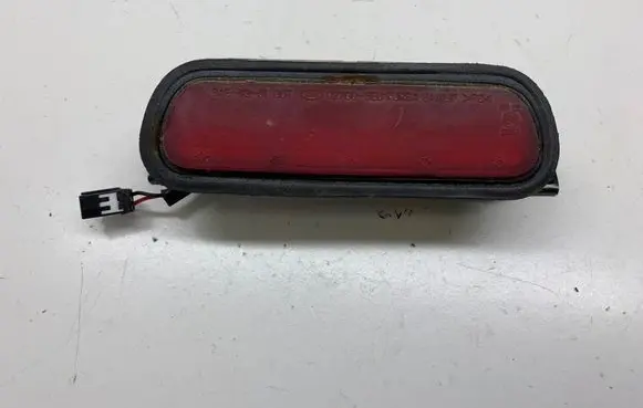 KIA Sorento Third/center stoplight 927003E0