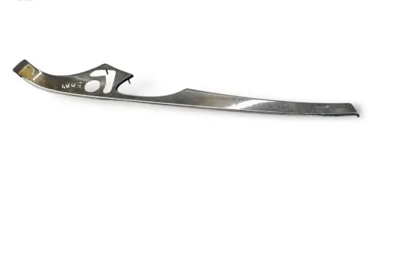 Mercedes-Benz E W211 Front door trim bar 204965