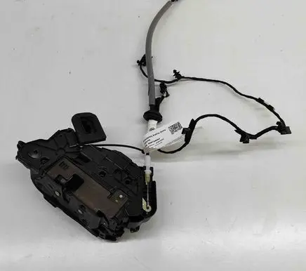 Volkswagen PASSAT B8 Coupe door lock (next to the handle) 5NB837015 5NB837015C