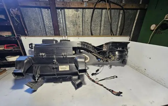 Mercedes-Benz Sprinter W906 Interior heater climate box assembly A9068300061KZ