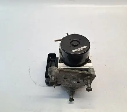 Mercedes-Benz C W204 ABS Pump A2049012400