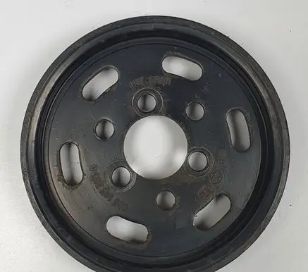 Volkswagen Golf IV Crankshaft pulley 038145255A