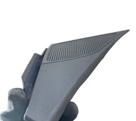 Chevrolet Camaro Side speaker trim/cover 84081751