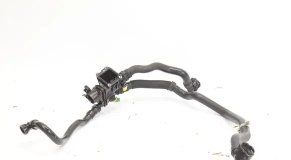 Opel Combo E Thermostat housing 9812131480