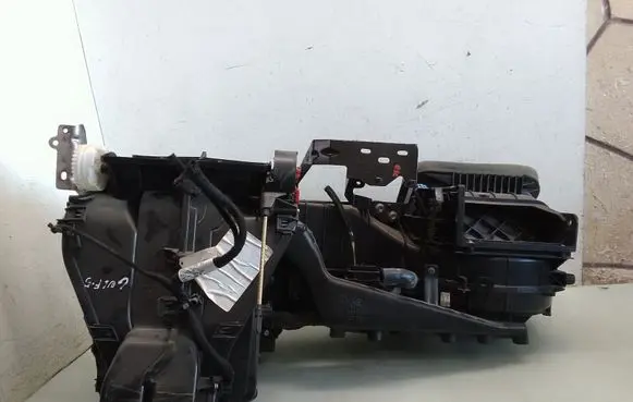Interior heater climate box assembly