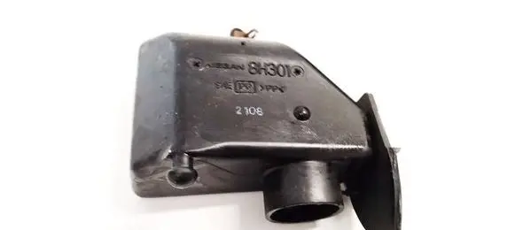 Nissan X-Trail T30 Intake resonator 8H301