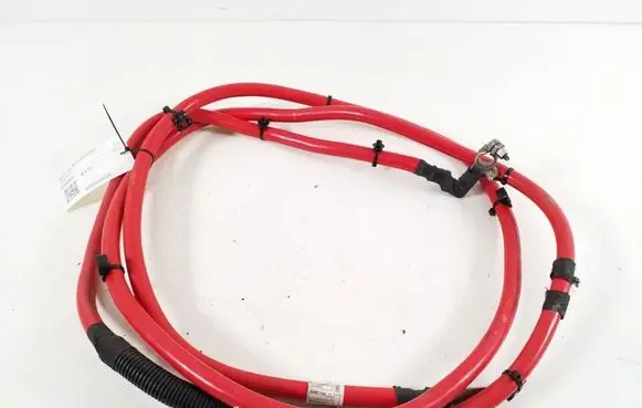 Mercedes-Benz E W212 Positive cable (battery) A2124400541
