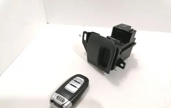Audi A4 S4 B8 8K Ignition lock 8K0909131D