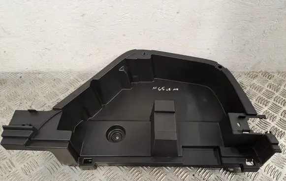 Toyota Avensis T270 Glove box in trunk 6499505030