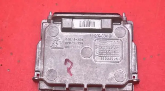 Peugeot 508 RXH Voltage converter/converter module 89034934