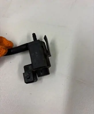 Volvo XC90 Turbo solenoid valve 722240