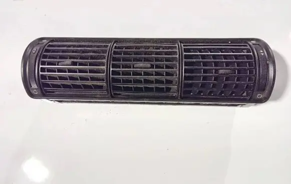 Audi A4 S4 B5 8D Dash center air vent grill 8d0820951