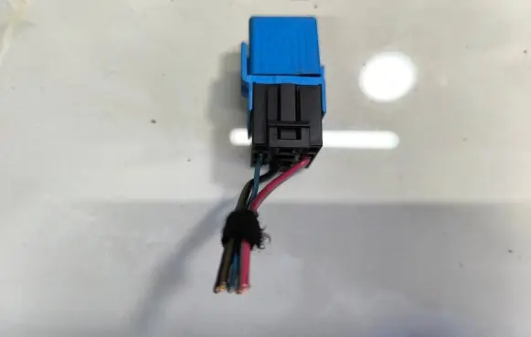 BMW X3 E83 Other relay 6915327 6136 V23134K59X313