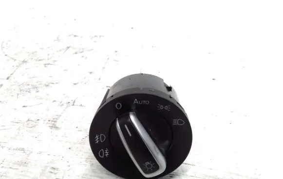 Volkswagen Passat Alltrack Light switch 3C8941431A