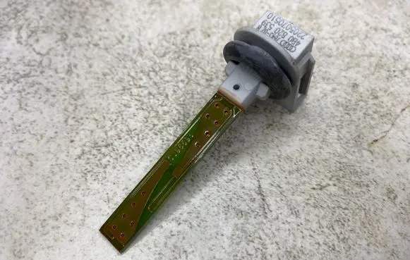 Audi A4 S4 B7 8E 8H Interior temperature sensor 4B0820539 784302B 2205070510