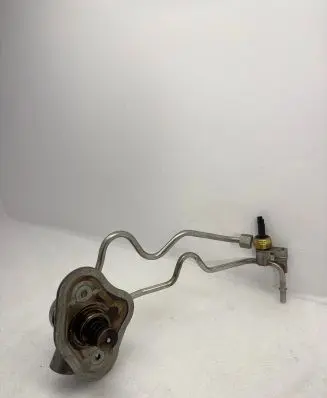 BMW 1 E81 E87 Fuel injection high pressure pump 7562473 1001100547 0261520041