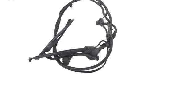 Windshield washer spray nozzle