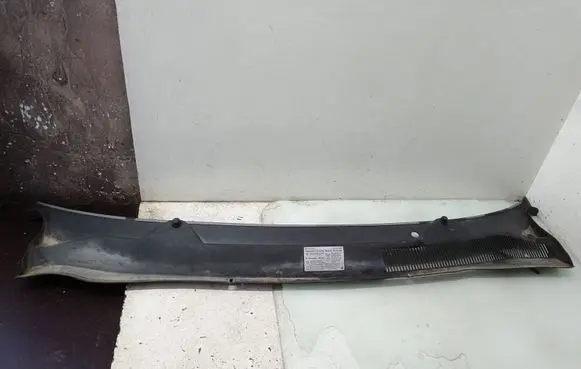 Opel Corsa D Wiper trim 13203618
