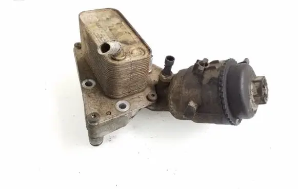 Opel Zafira B Oil filter mounting bracket 5989070241
