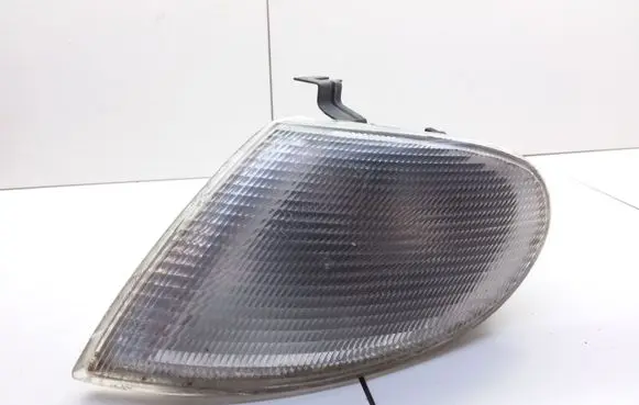 Front indicator light