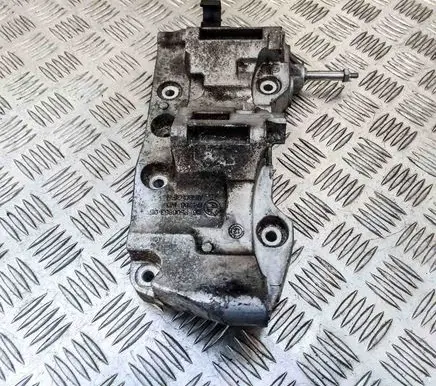 BMW 3 F30 F35 F31 Generator/alternator bracket 8506863