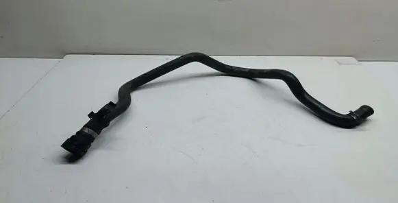 BMW X5 E70 Engine coolant pipe/hose 6945282