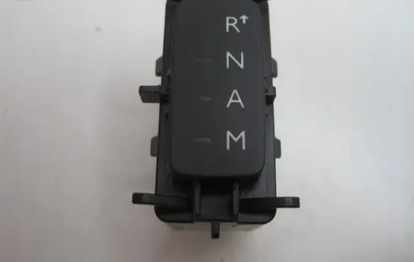 Citroen DS5 Central console control unit 98027628ZD