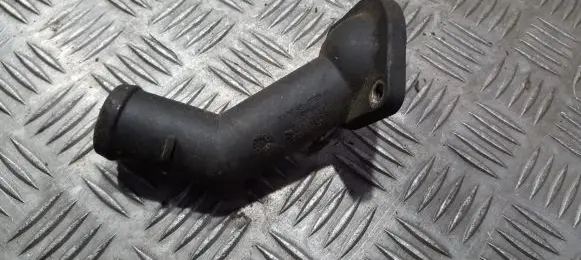 Volkswagen Golf IV Engine coolant pipe/hose 06a121121c