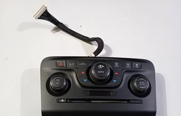 Dodge Charger Climate control/heater control trim 1QH12DX9AE