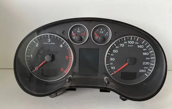 Audi A3 S3 8P Speedometer (instrument cluster) A2C53085879 0682