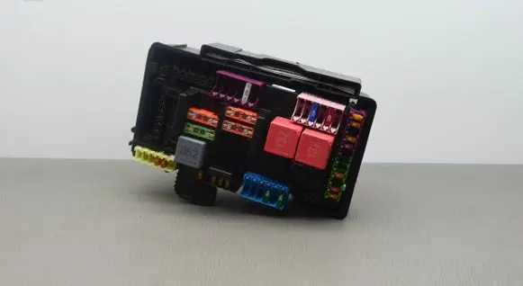 Mercedes-Benz C W205 Fuse box set A2059068501