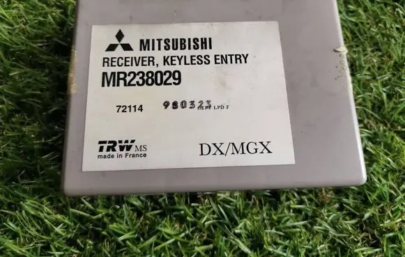 Mitsubishi Carisma Other control units/modules MR238029 72114 980324