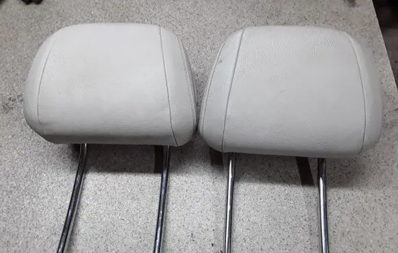 BMW X5 F15 Front seat headrest 