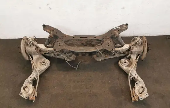 Nissan Qashqai Rear axle beam 