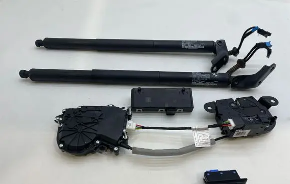 BMW 2 F45 Tailgate hydraulic set 9447874