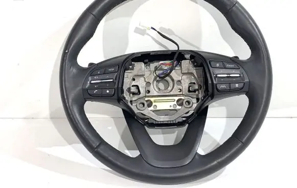 Hyundai Kona I Steering wheel 