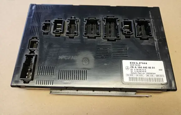 Mercedes-Benz GL X164 SAM control unit A1645457516 A1644424000 A1644404601