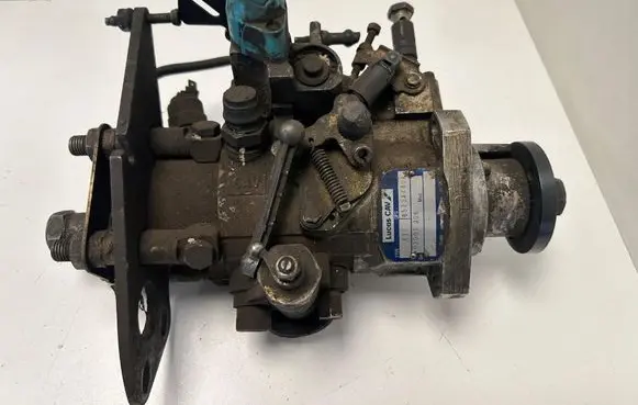 Ford Transit Fuel injection high pressure pump 8520A480A 8520A481A