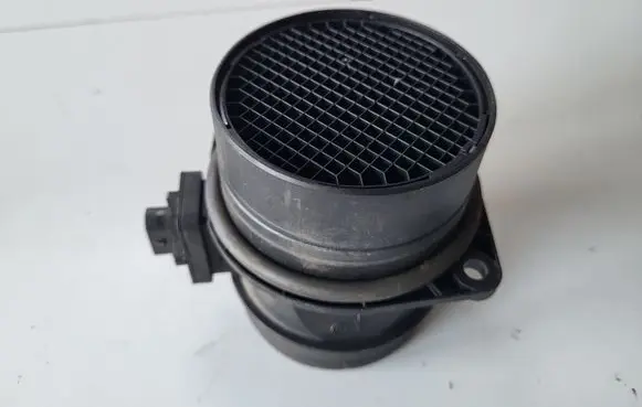 Skoda Superb B8 (3V) Mass air flow meter 03L906461A
