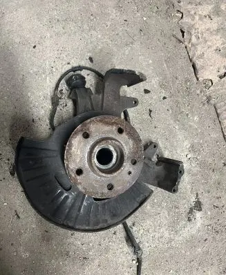 Mercedes-Benz ML W163 Front wheel hub spindle knuckle