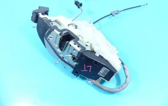 Mercedes-Benz S W221 Rear door lock A2217300335 IMPRK1321186