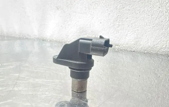 Opel Astra H Crankshaft position sensor 002406