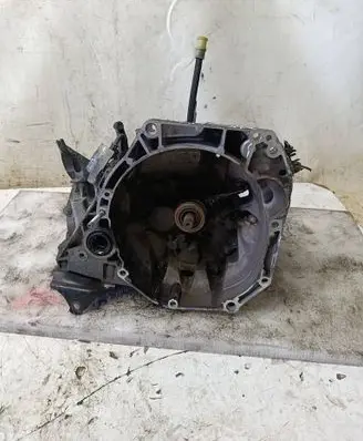 Renault Captur Manual 5 speed gearbox 304016619RU5
