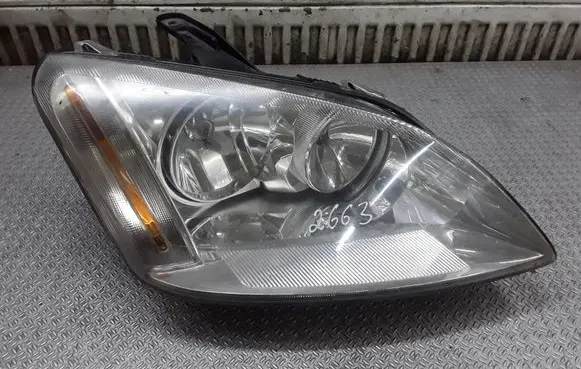 Ford Focus C-MAX Headlight/headlamp 3M5113005AH