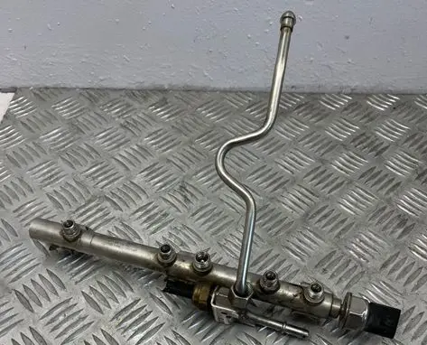 BMW 3 E90 E91 Fuel main line pipe 7562474