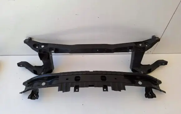 Mercedes-Benz Vito Viano W447 Front piece kit 4476223700