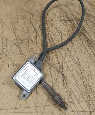 Mercedes-Benz C W204 Lambda probe sensor A0009053603