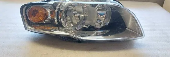 Audi A4 S4 B7 8E 8H Headlight/headlamp 8E0941004AK 0301219602